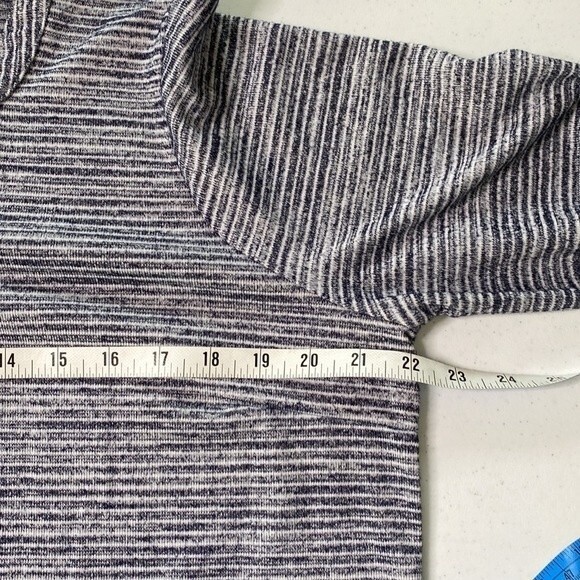 Cyrus Striped Henley Navy Tunic Top High Low Hem Long Sleeve 1/2 Button Front - Picture 8 of 14